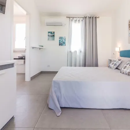 Naracheddu Elite Bed & Breakfast 4*