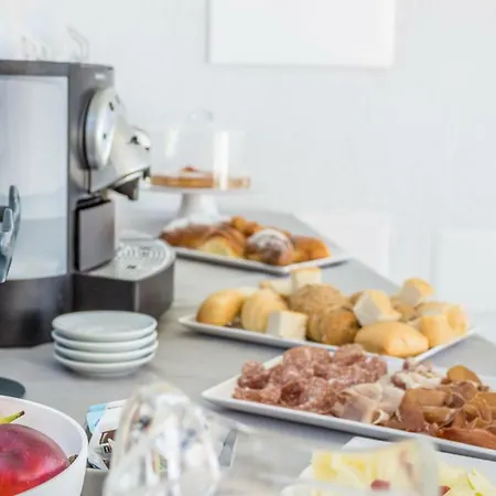 Naracheddu Elite Bed & Breakfast